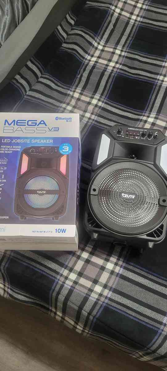 Bluetooth party speaker