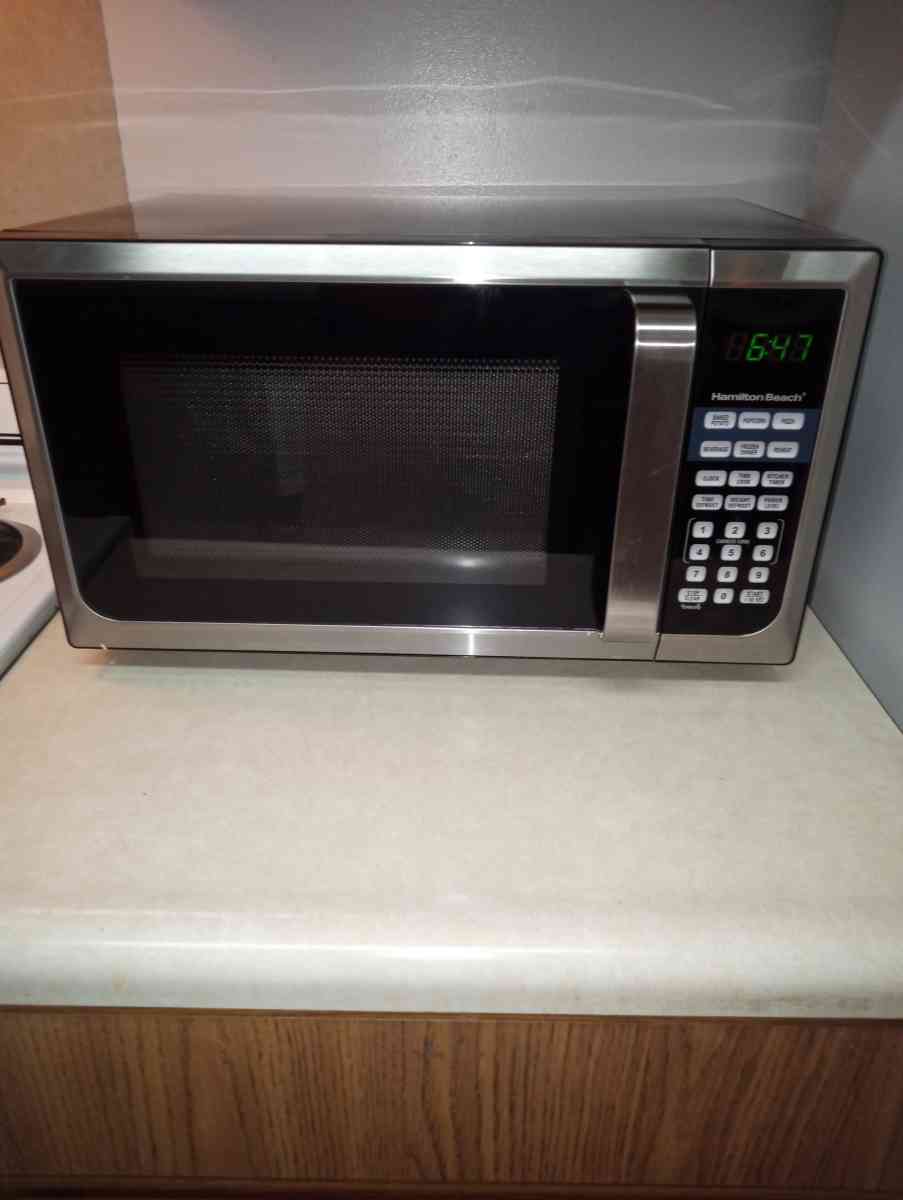 Hamilton Beach Microwave - Marion, Indiana - FleaMarketBay
