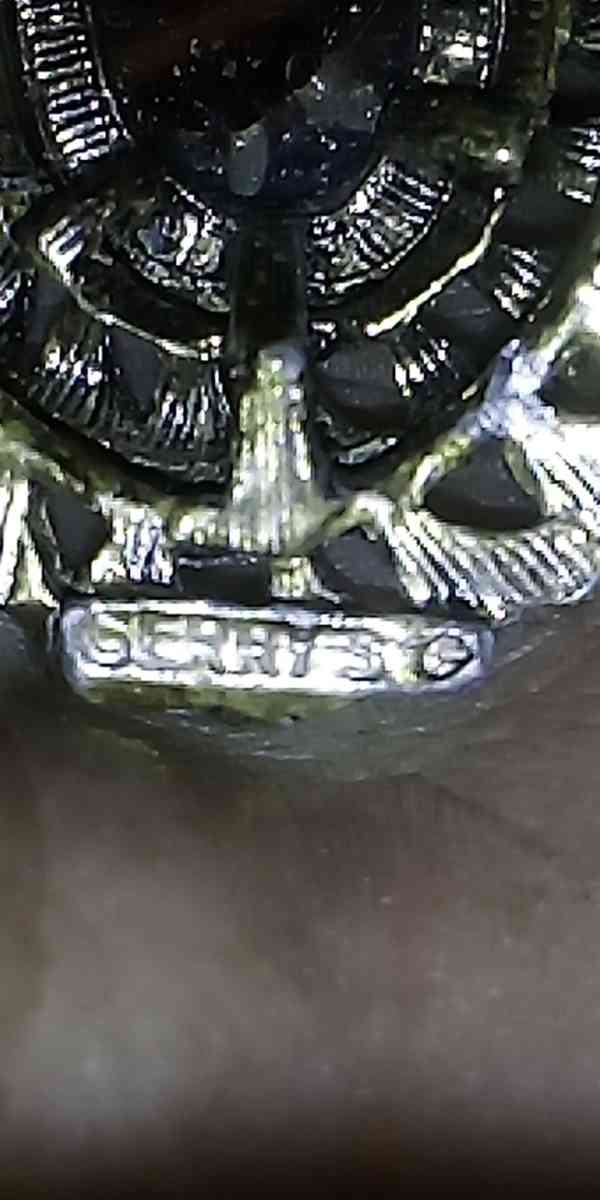 vintage broach with tigers eye glass pendant - Middletown, Indiana - FleaMarketBay