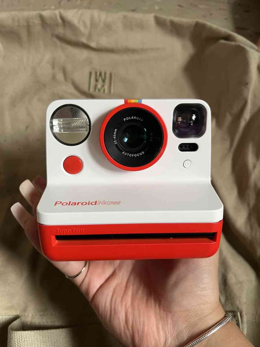 Polaroid camera - New York, New York - FleaMarketBay
