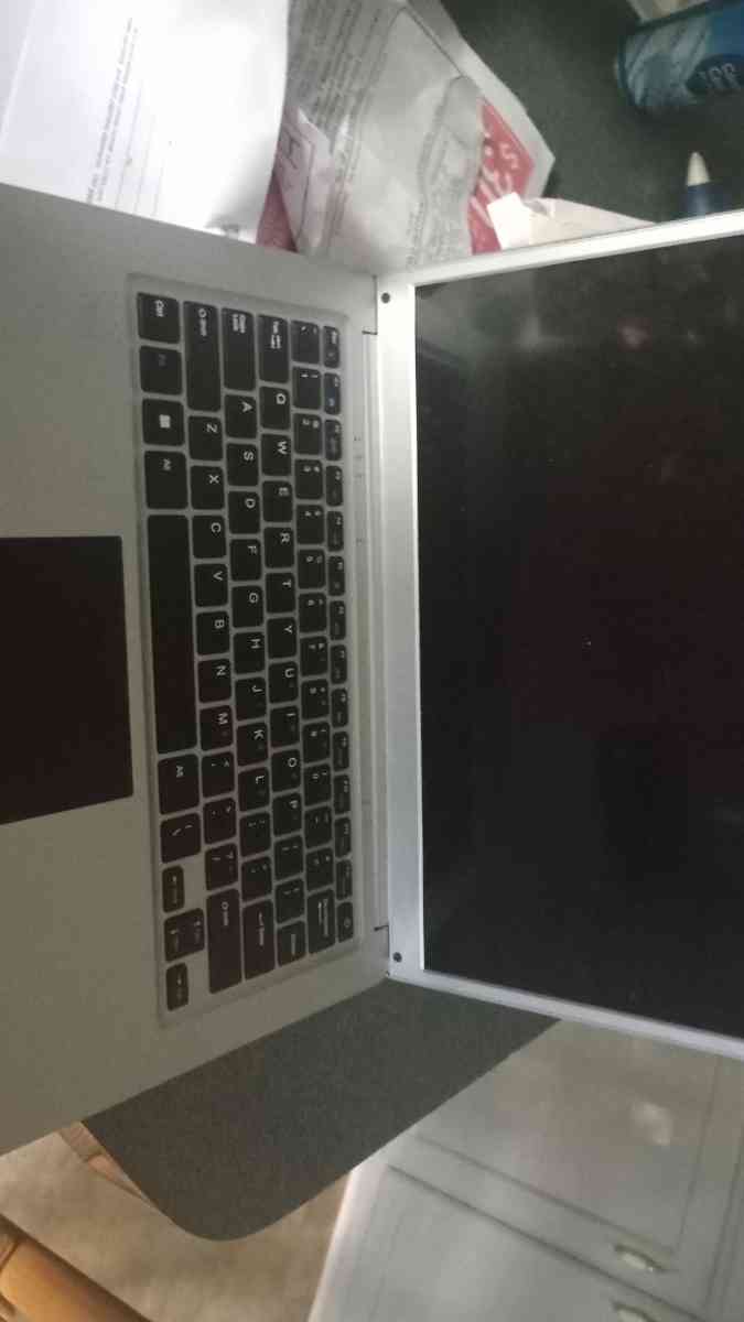 laptop - Clinton, South Carolina - FleaMarketBay