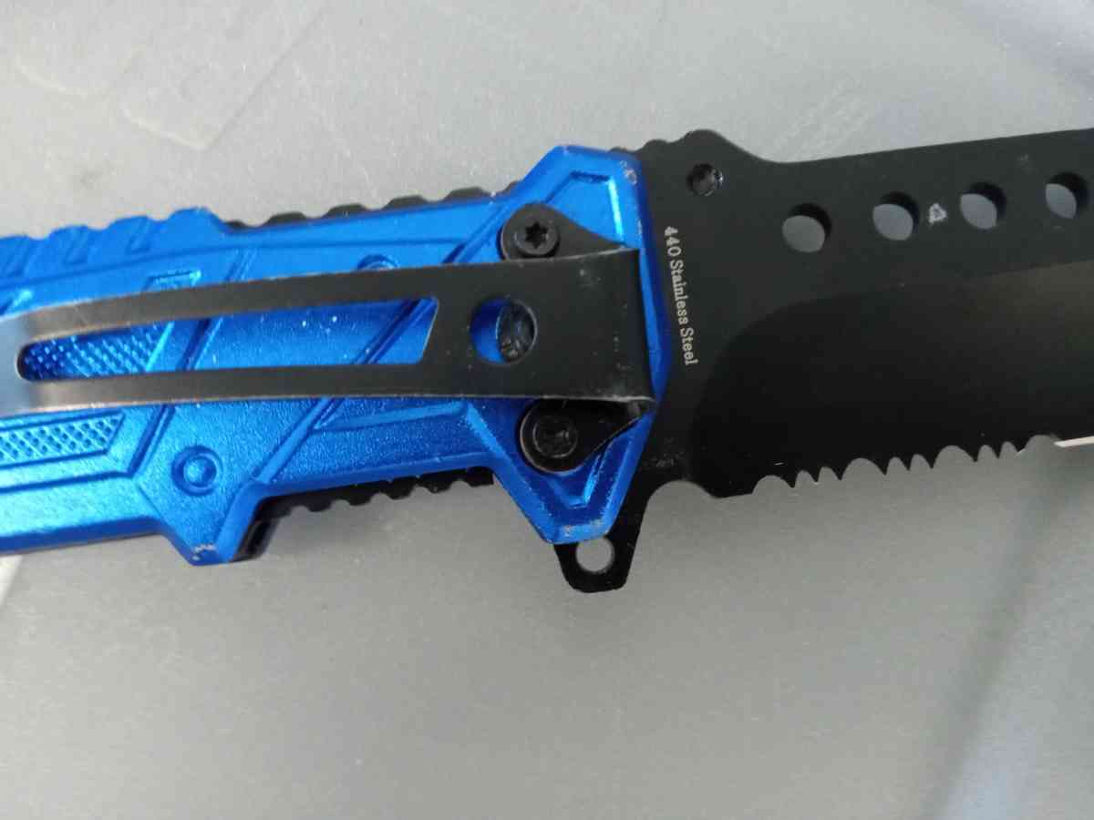 3 knives for campy and first aid new extra 1 mini - Adelanto, California - FleaMarketBay