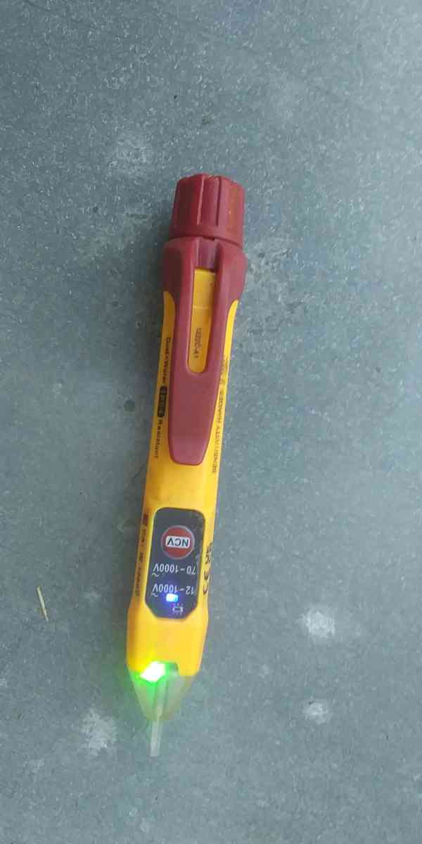 Klein Tools Dual Range Voltage Tester - Dallas, Texas
