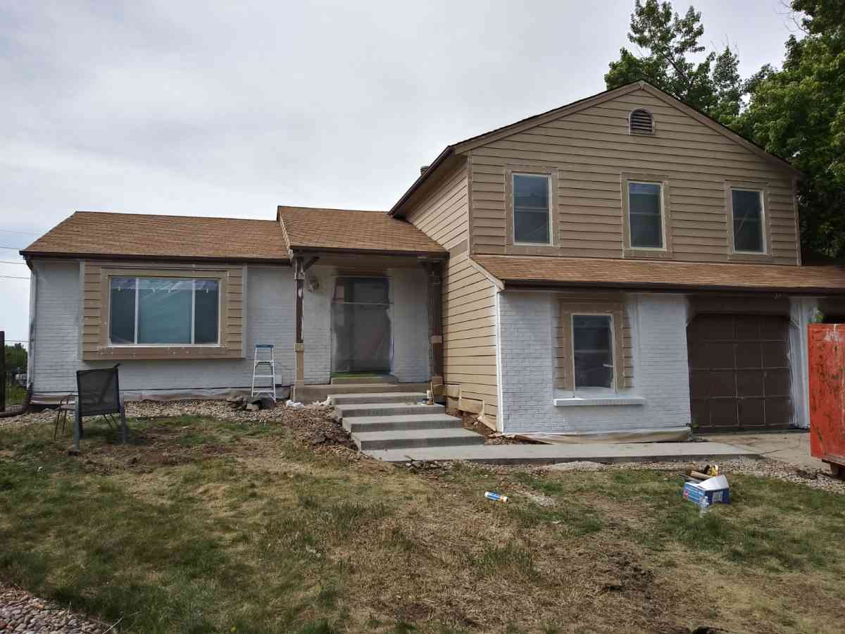 Interior Exterior painting services - Aurora, Colorado - FleaMarketBay