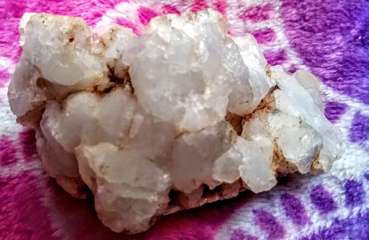 16 Variety of Quartz Crystals - Muldrow, Oklahoma - FleaMarketBay