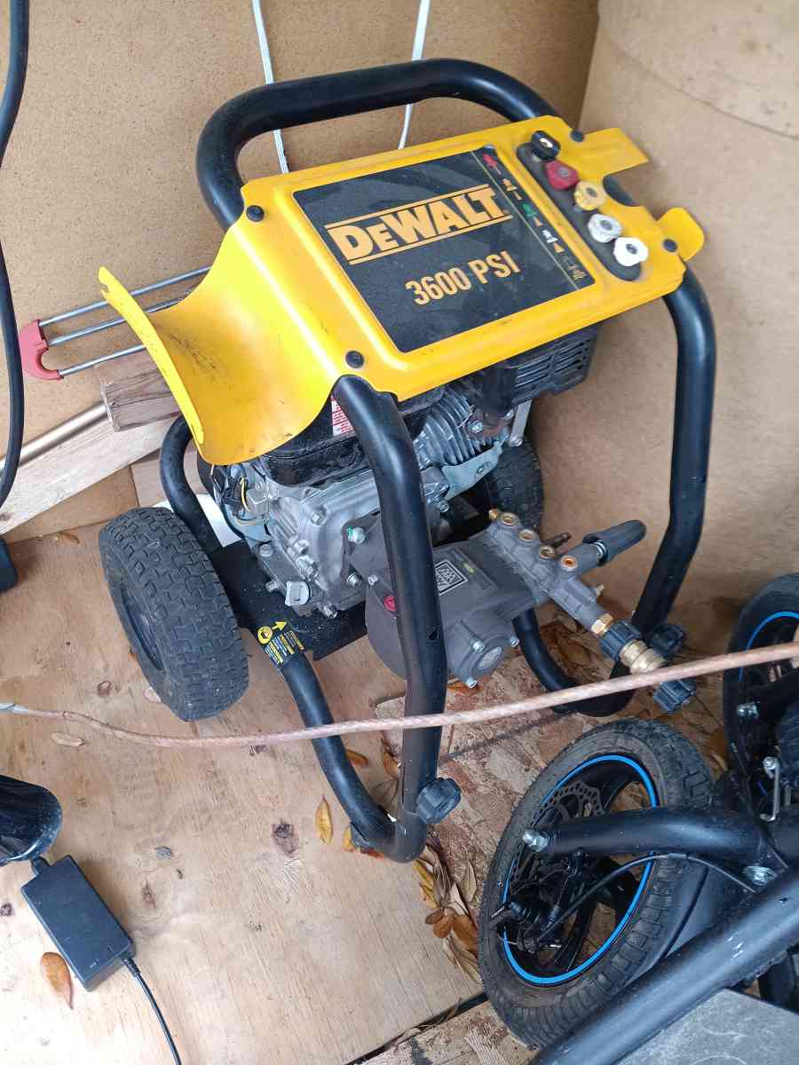 DeWalt 3600 psi