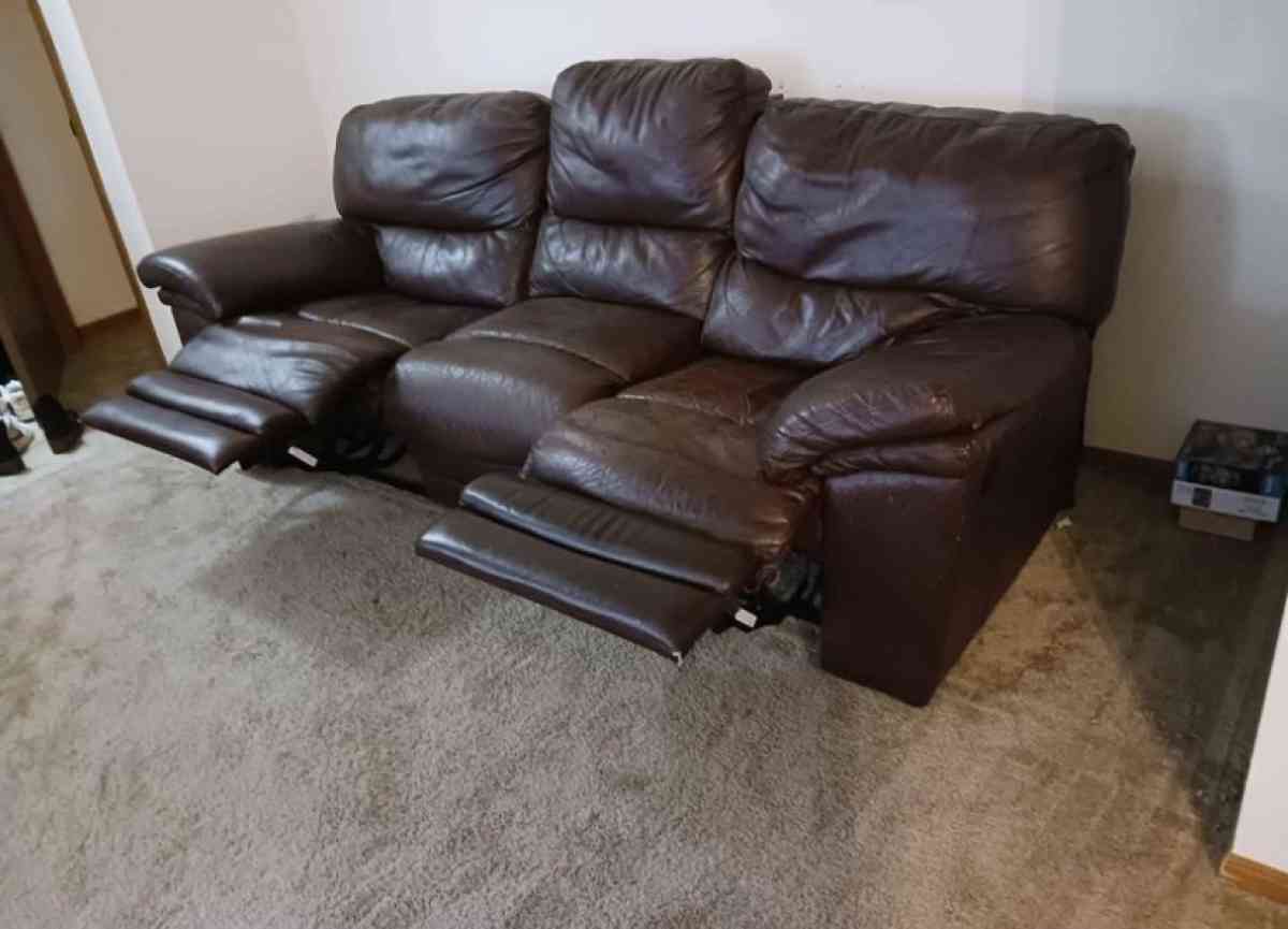 Leather Reclining Loveseat - Hudson, Wisconsin