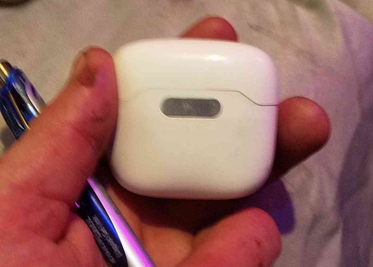 ear buds - Saint Petersburg, Florida