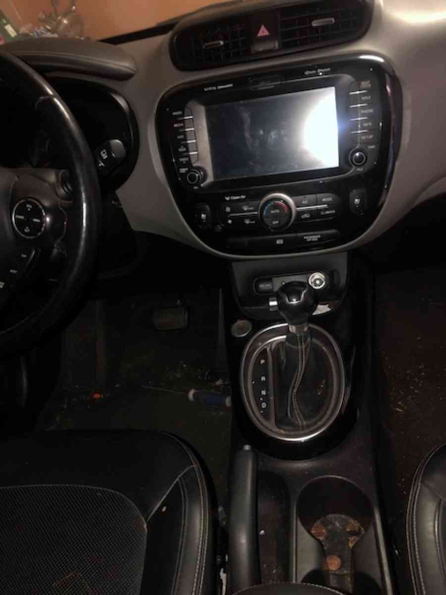 2014 Kia soul NO ENGINE - Maricopa, Arizona - FleaMarketBay