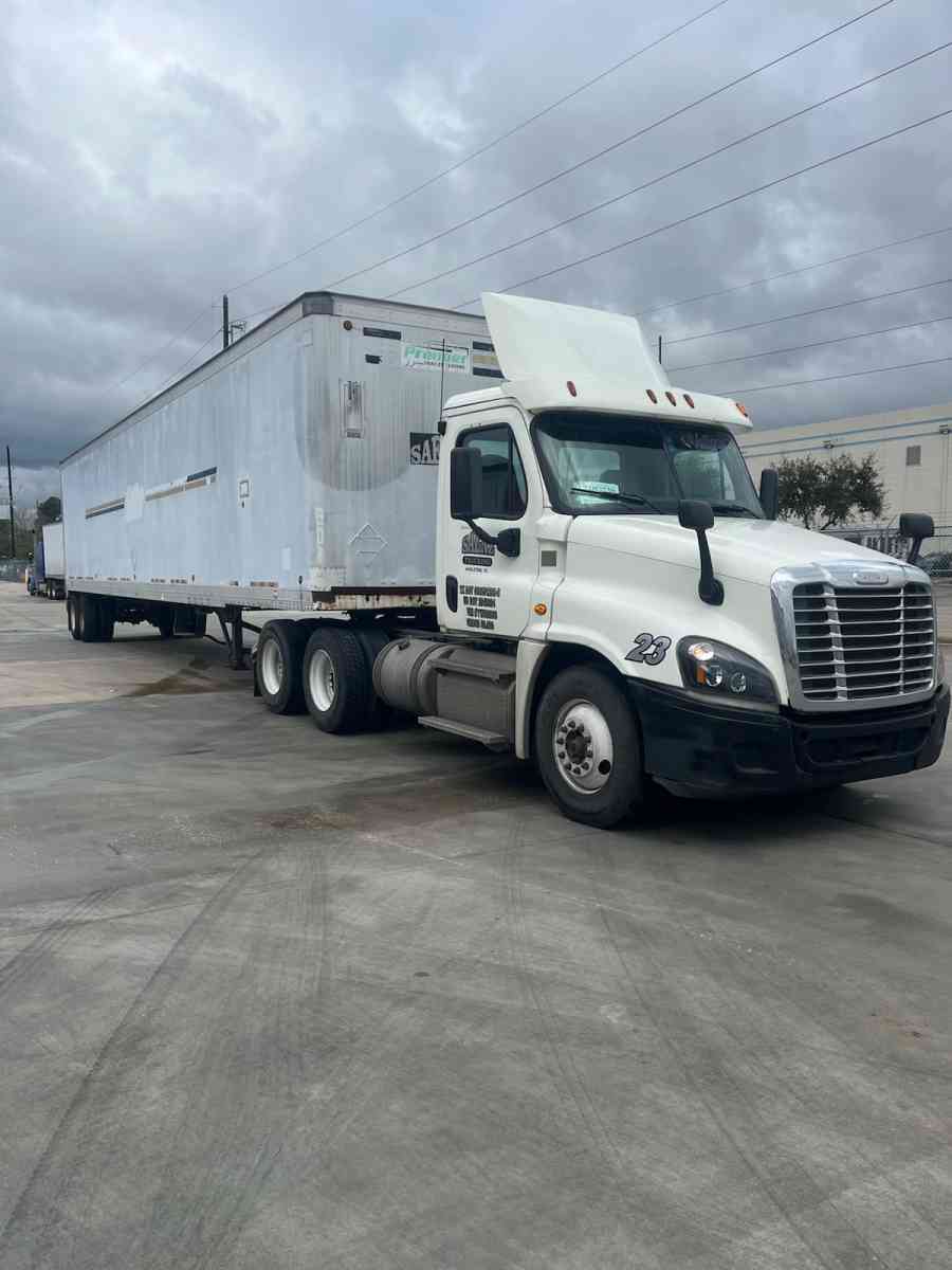 2015 Freight Liner Cascade - Freeport, Texas - FleaMarketBay