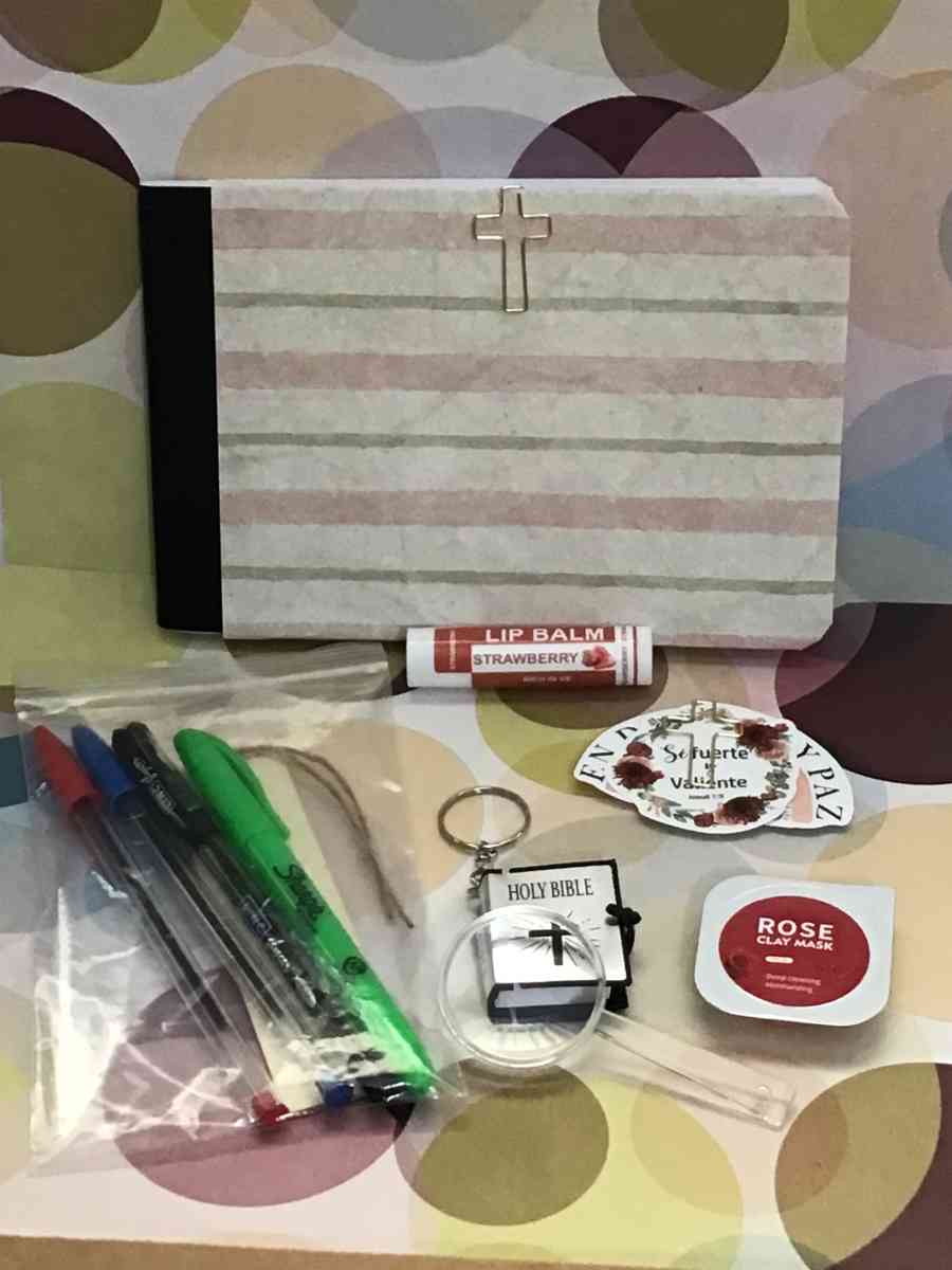 notes notebook - Spring Hill, Florida - FleaMarketBay