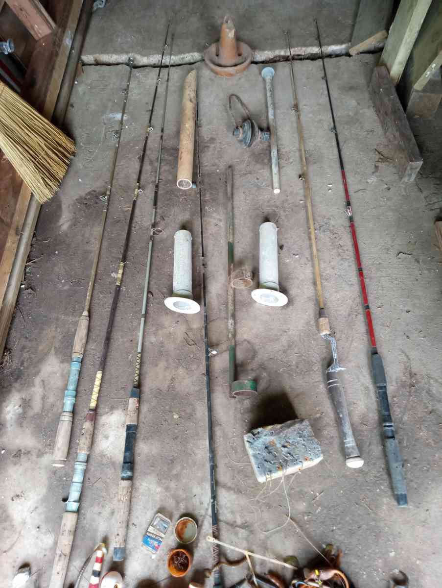 old boat parts and fishing poles and tackle - Bacliff, Texas - FleaMarketBay