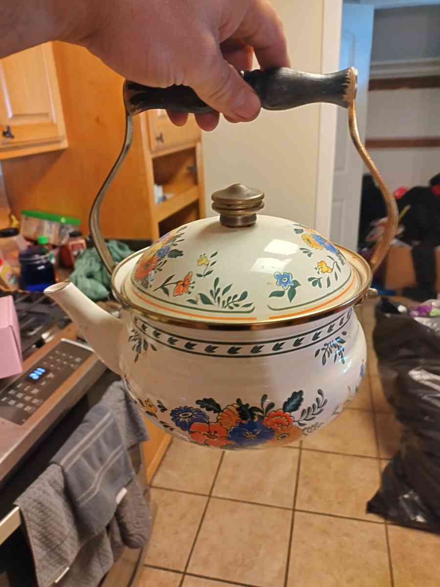 vintage cookware - Carmichael, California - FleaMarketBay