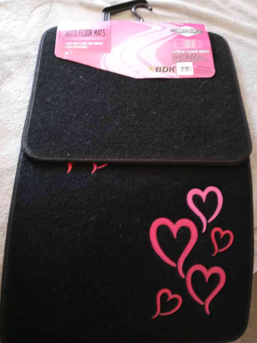 car floor mats - La Canada Flintridge, California - FleaMarketBay