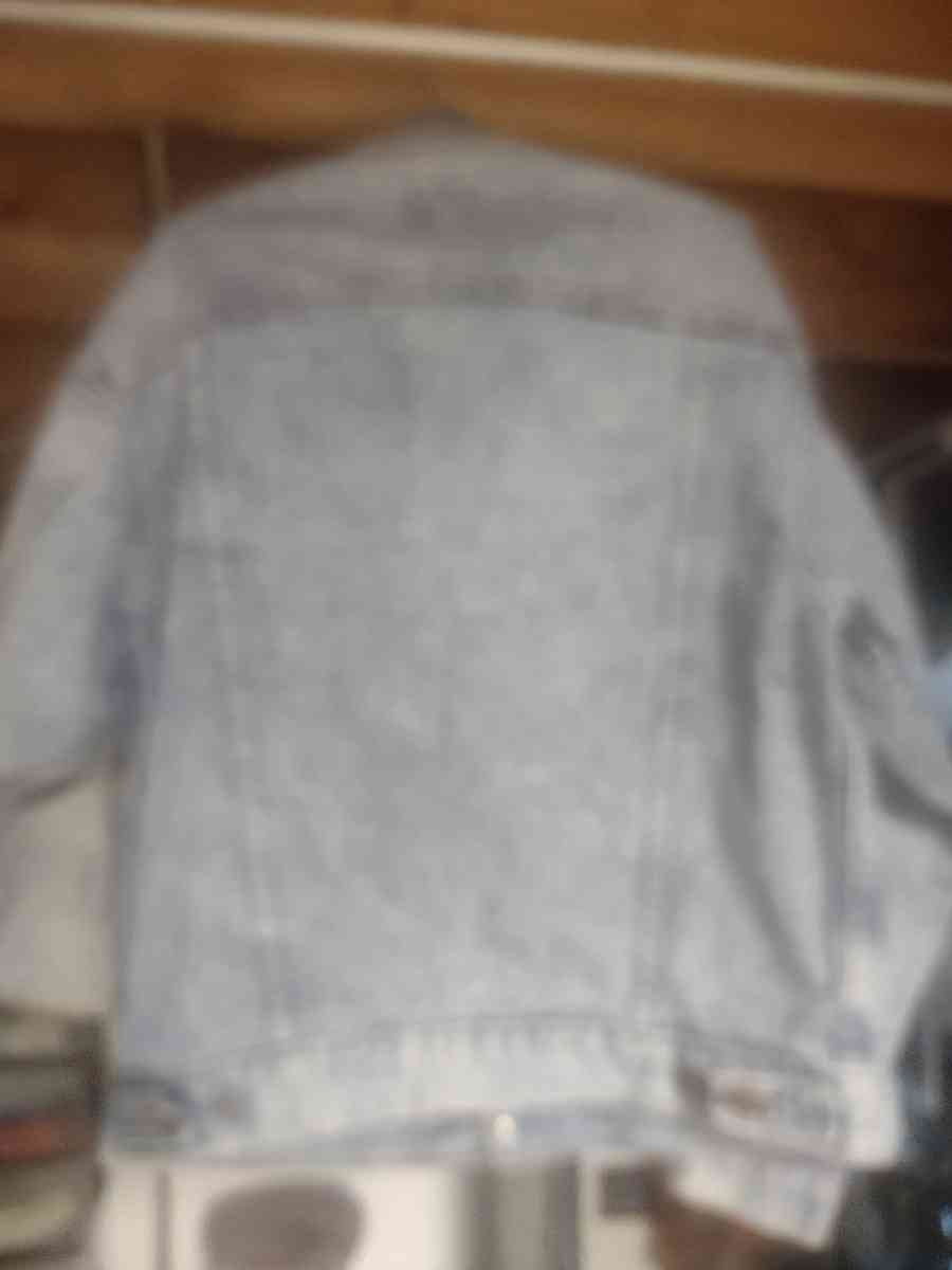 Levis jean jacket large size little e 80s no fraying - Johnstown, Pennsylvania - FleaMarketBay