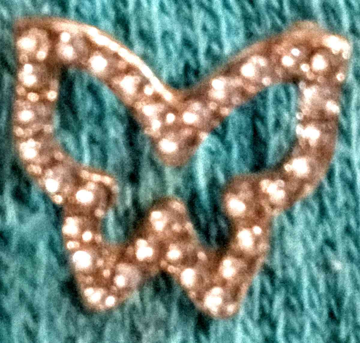 11 Single Earrings - Muldrow, Oklahoma - FleaMarketBay