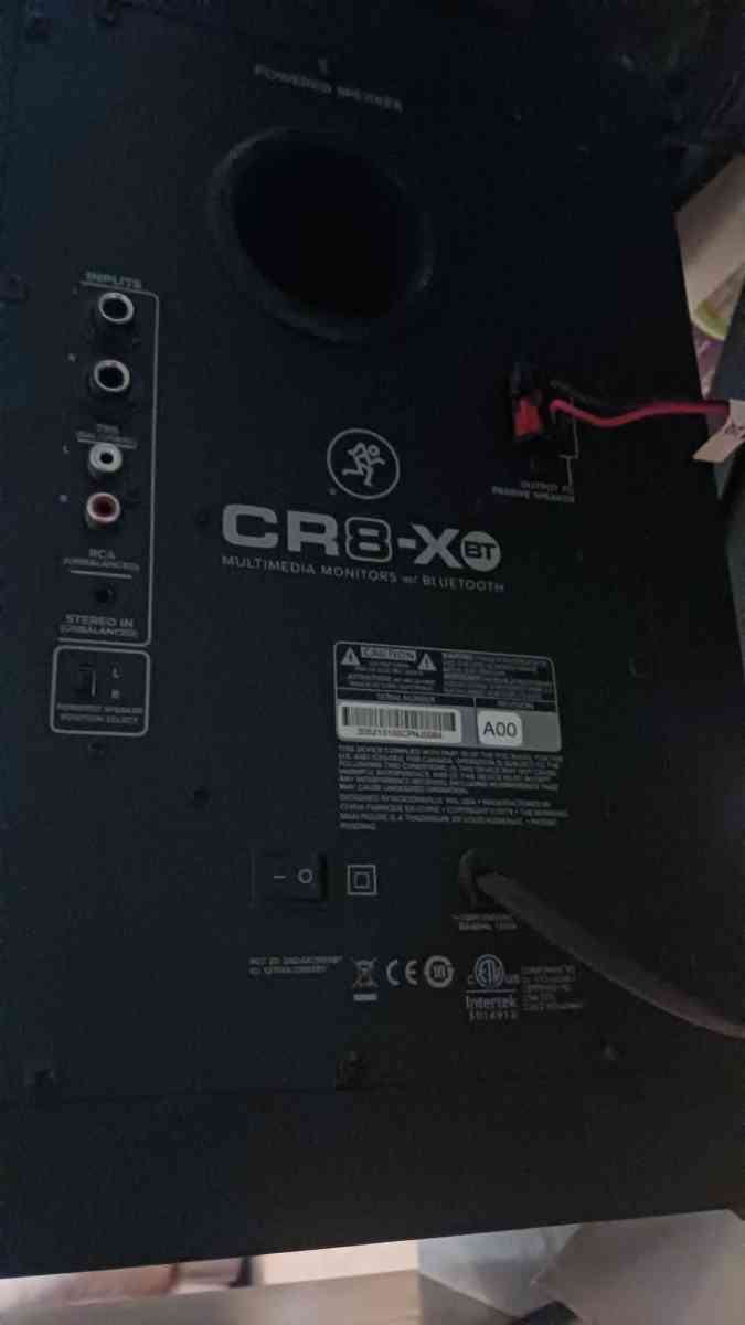 mackie speakers - Cheshire, Connecticut - FleaMarketBay