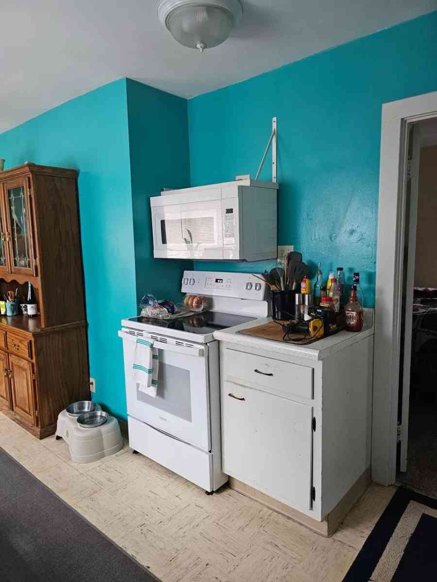 Renting A  Cozy House - Rochester, New York - FleaMarketBay