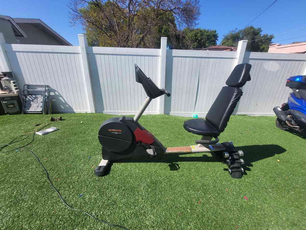 una maquin de gym - El Segundo, California