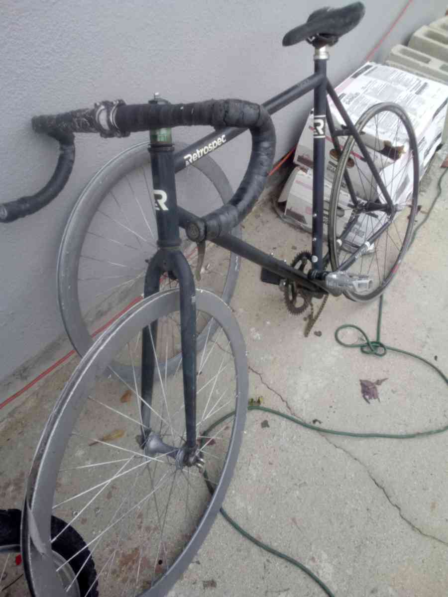 retrospec fixie - Colton, California
