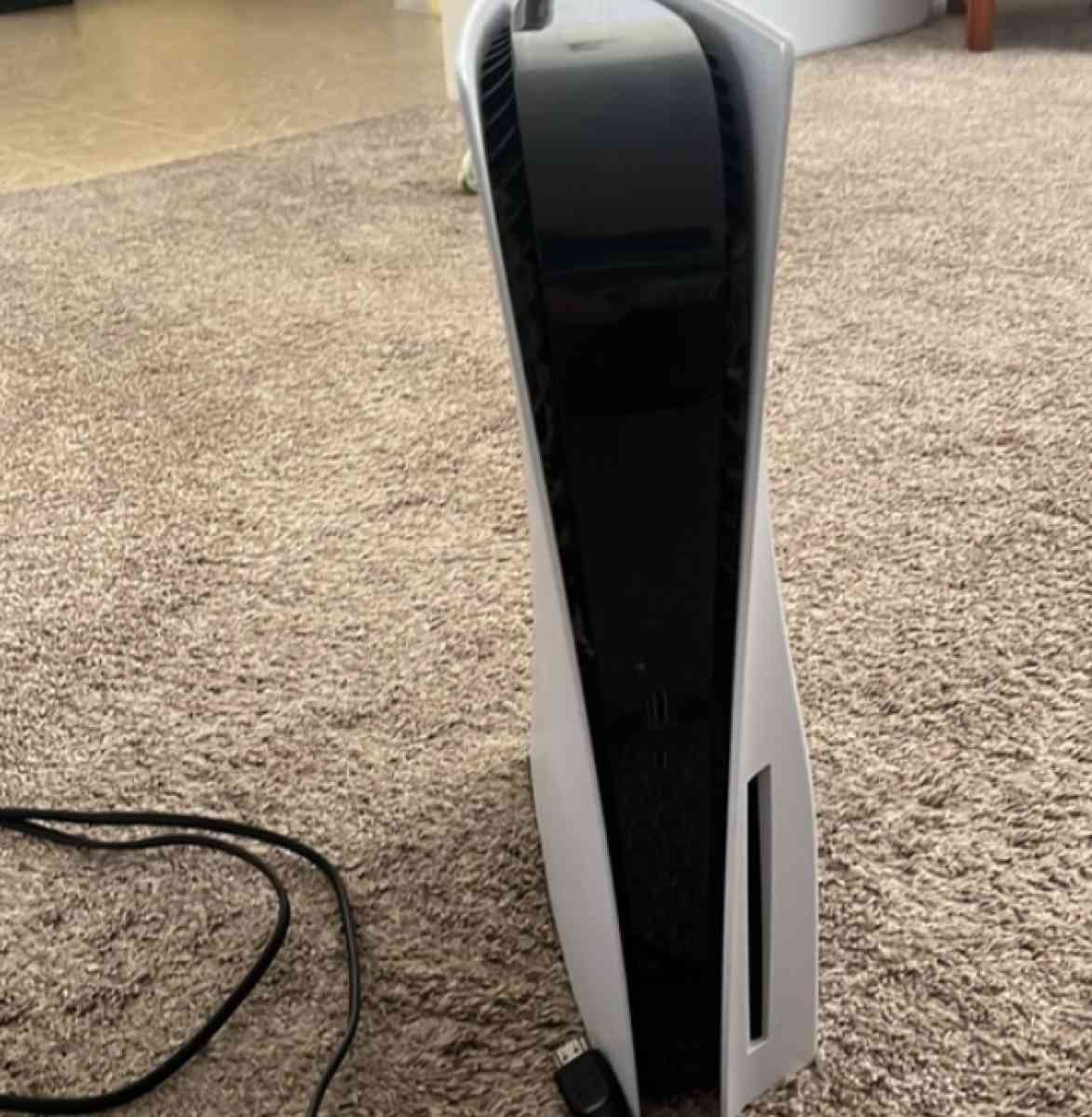 PlayStation 5 - Tampa, Florida - FleaMarketBay