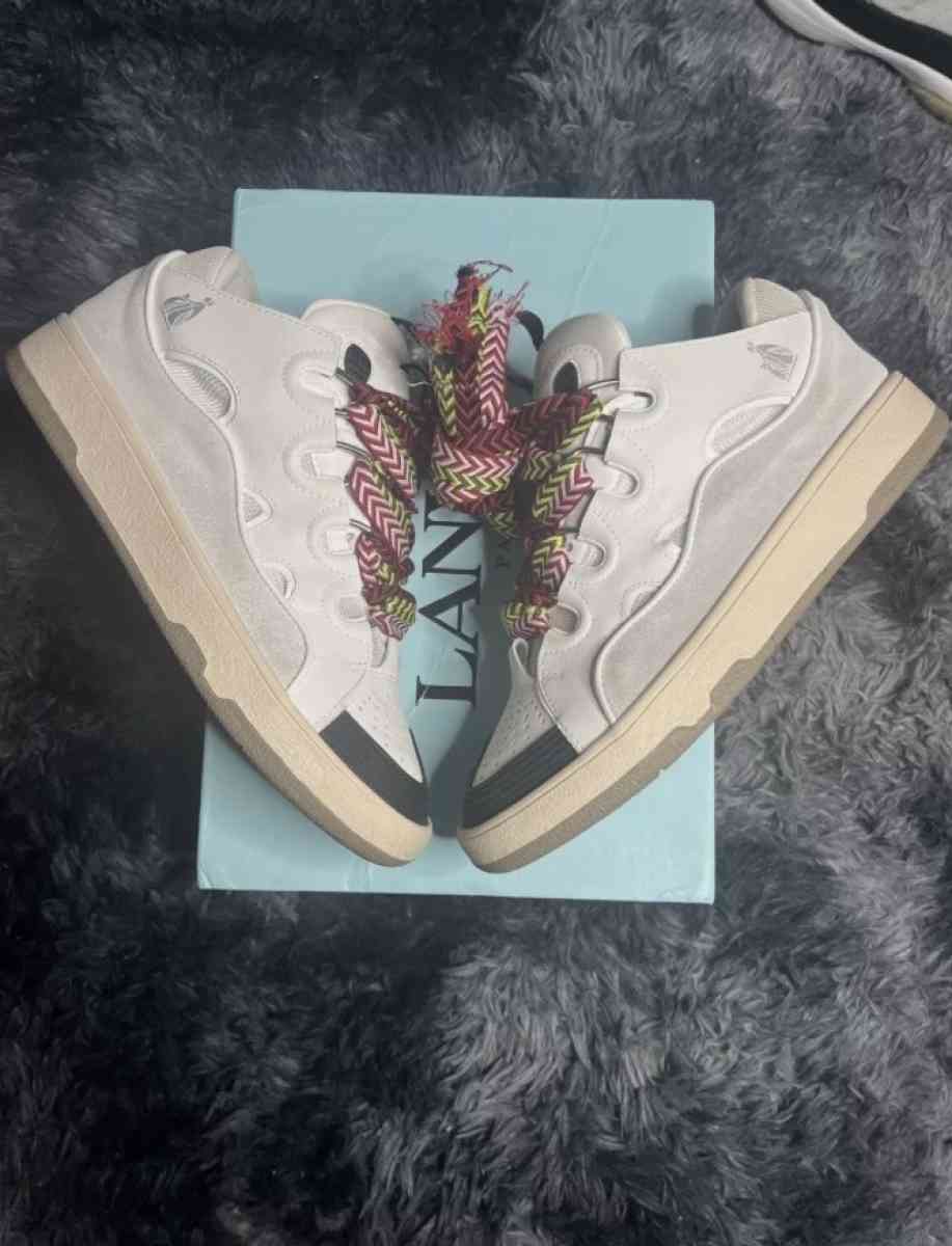 LANVINS - Freeport, New York - FleaMarketBay