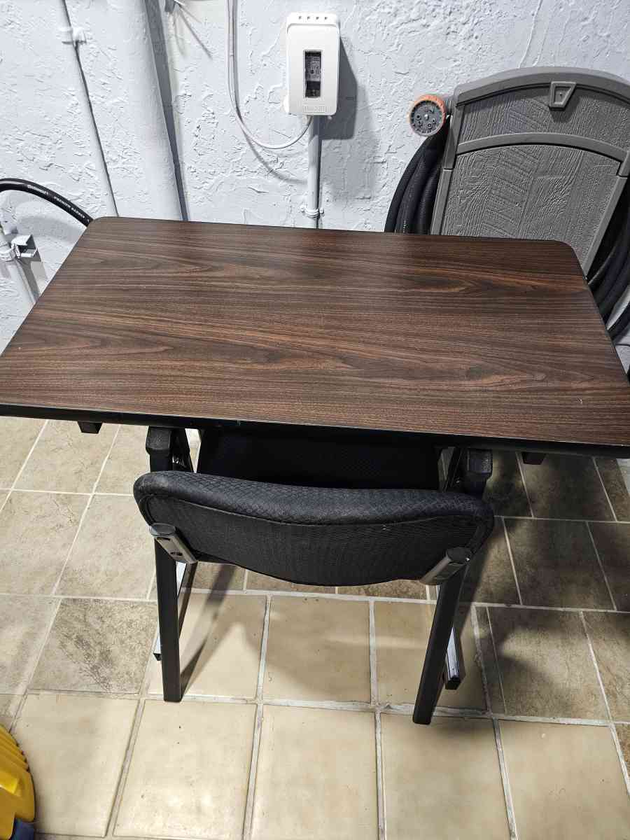 desk with chair - Miami, Florida