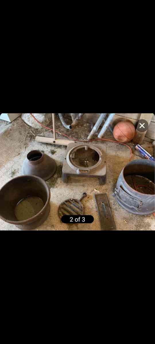 wood stove vintage with accessories - Pottsville, Pennsylvania - FleaMarketBay
