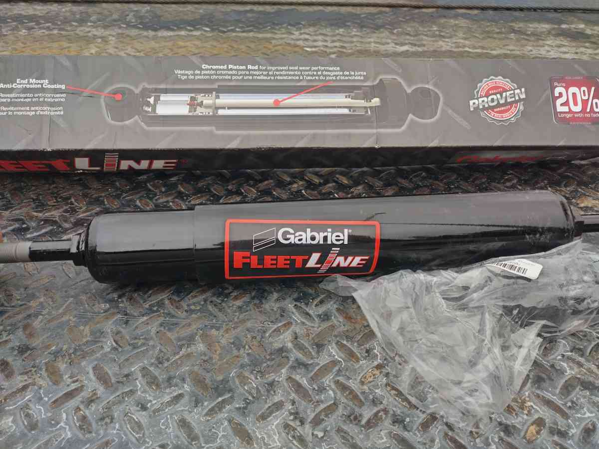 heavy duty shocks - Carmichael, California