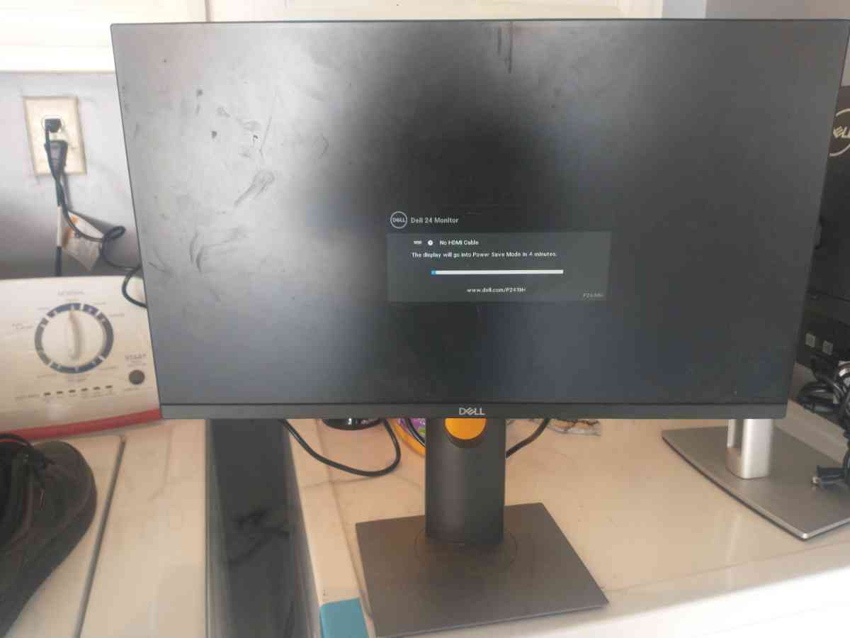 Desktop Work Monitors 3 For Sale - Indianapolis, Indiana - FleaMarketBay