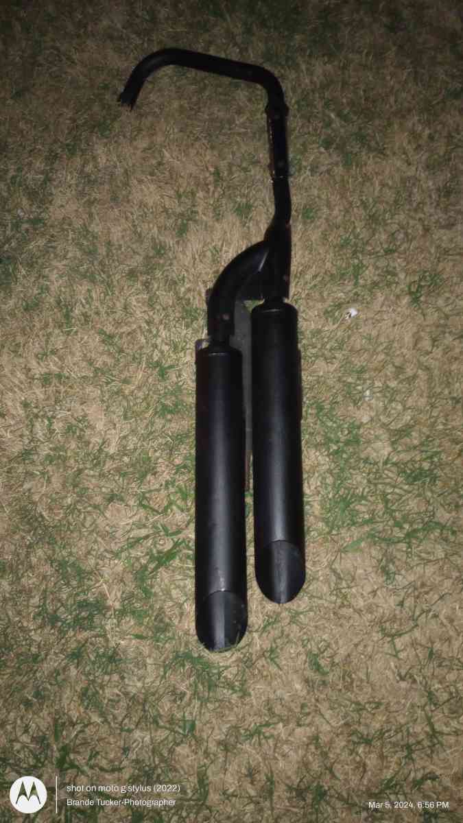 Black Straight Dual Exhaust for a motorcycle - Greenville, Texas - FleaMarketBay