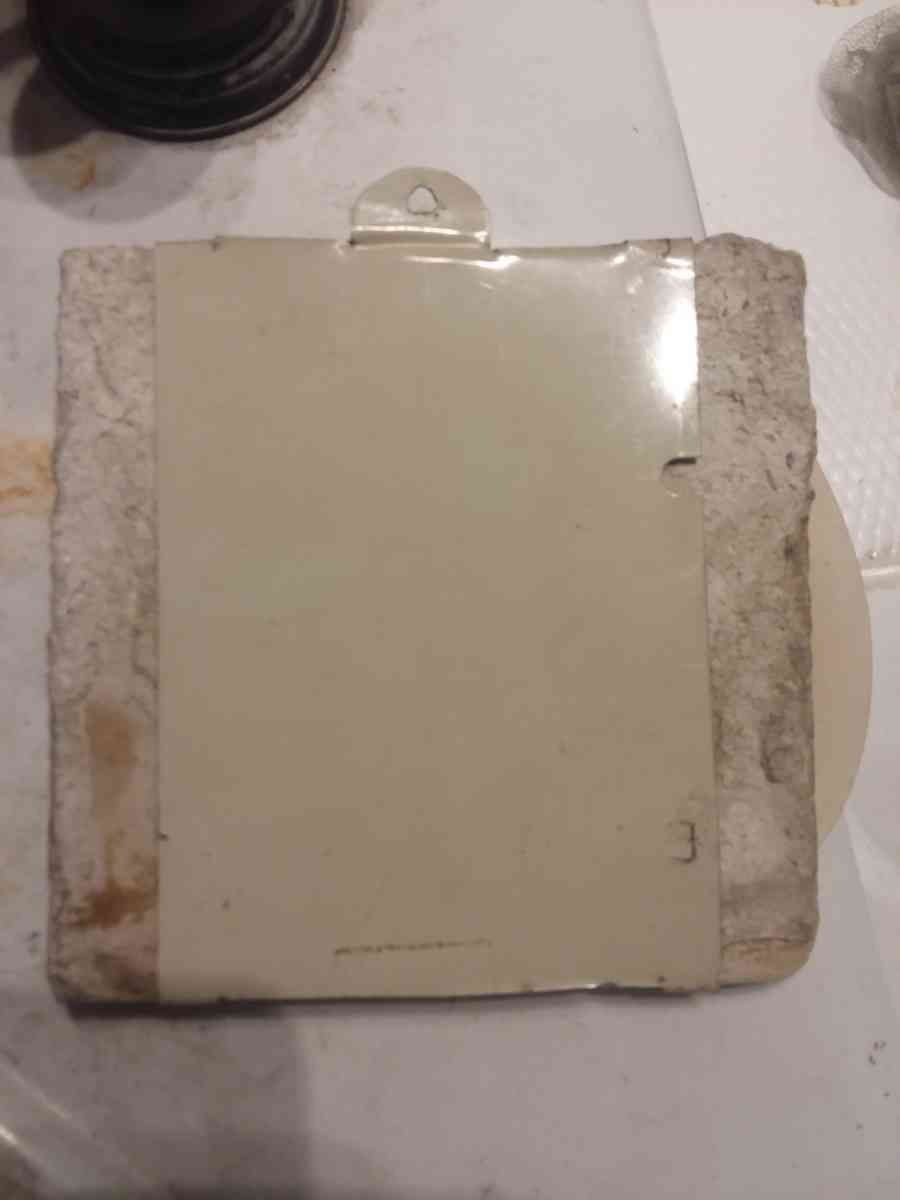very rear and old tile - Blackwell, Missouri - FleaMarketBay