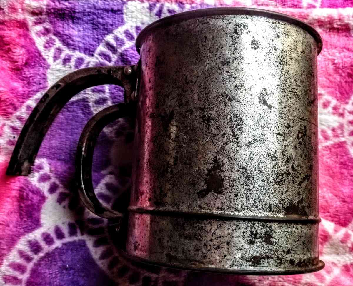 1 Cup Flour Sifter - Muldrow, Oklahoma - FleaMarketBay