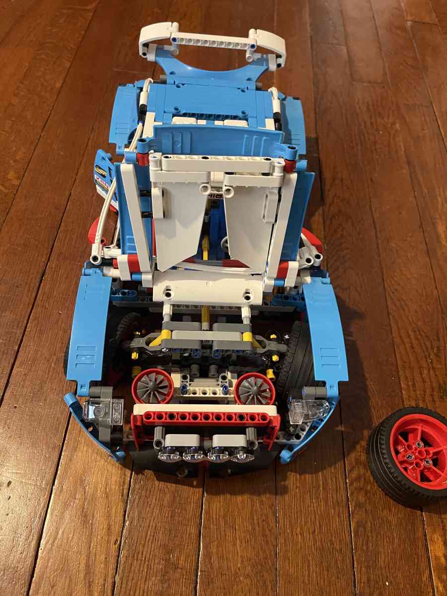 built Lego technic rally car 42077 - Lyndhurst, New Jersey - FleaMarketBay