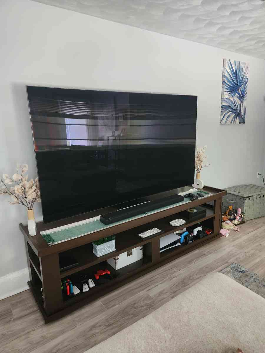 Samsung 90qb QLED 85 Inch TV Mini Led Quantum HDR - Lillington, North Carolina - FleaMarketBay