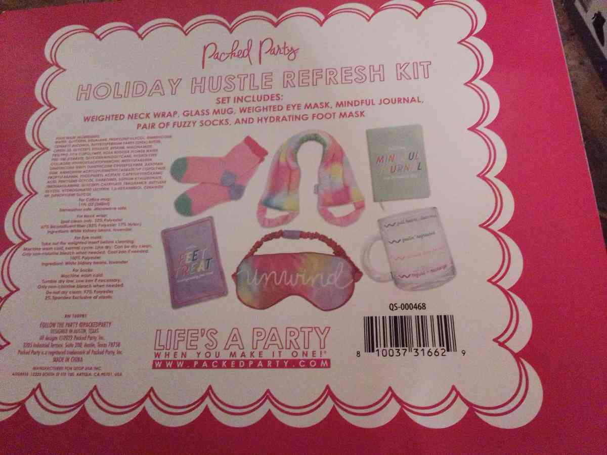 Packed Party gift set Value over 60 dollars - Lancaster, South Carolina - FleaMarketBay