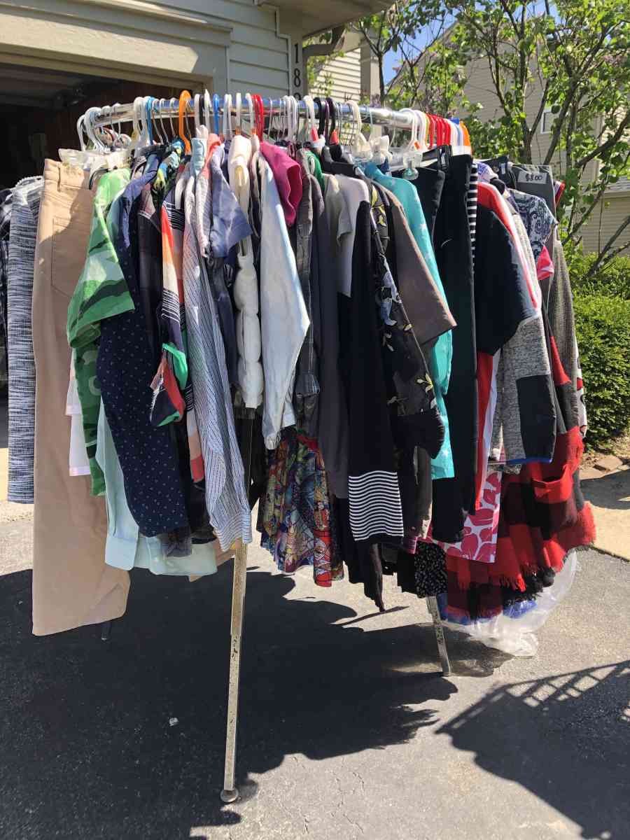 Garage Sale a lot of stuff - Bolingbrook, Illinois - FleaMarketBay