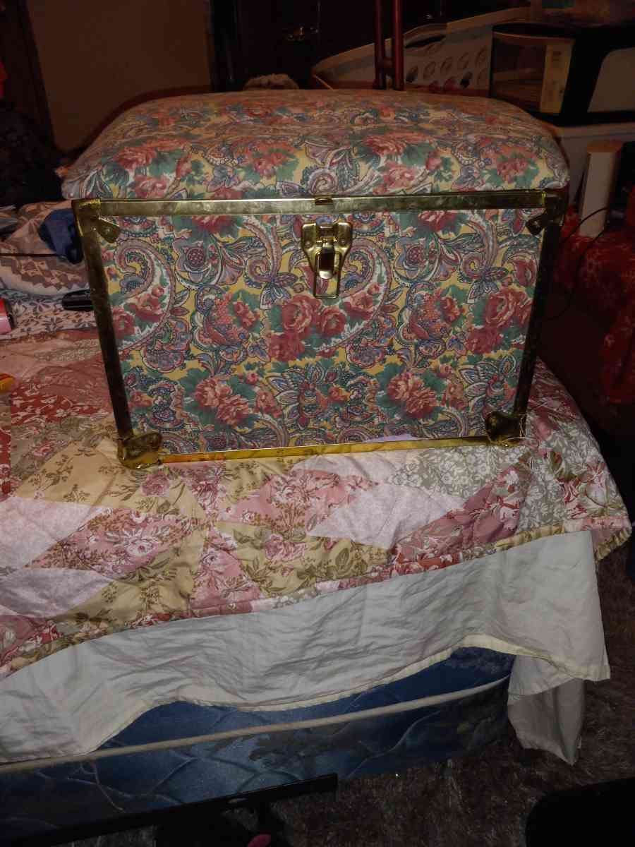 lock box its in good condition - Chuckey, Tennessee - FleaMarketBay