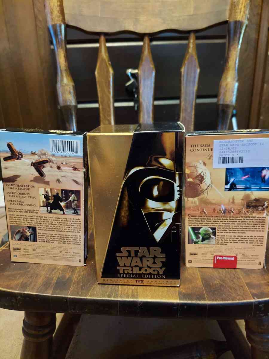 This is a Star Wars trilogy collectionA little bit of star w - Goodrich, Texas - FleaMarketBay