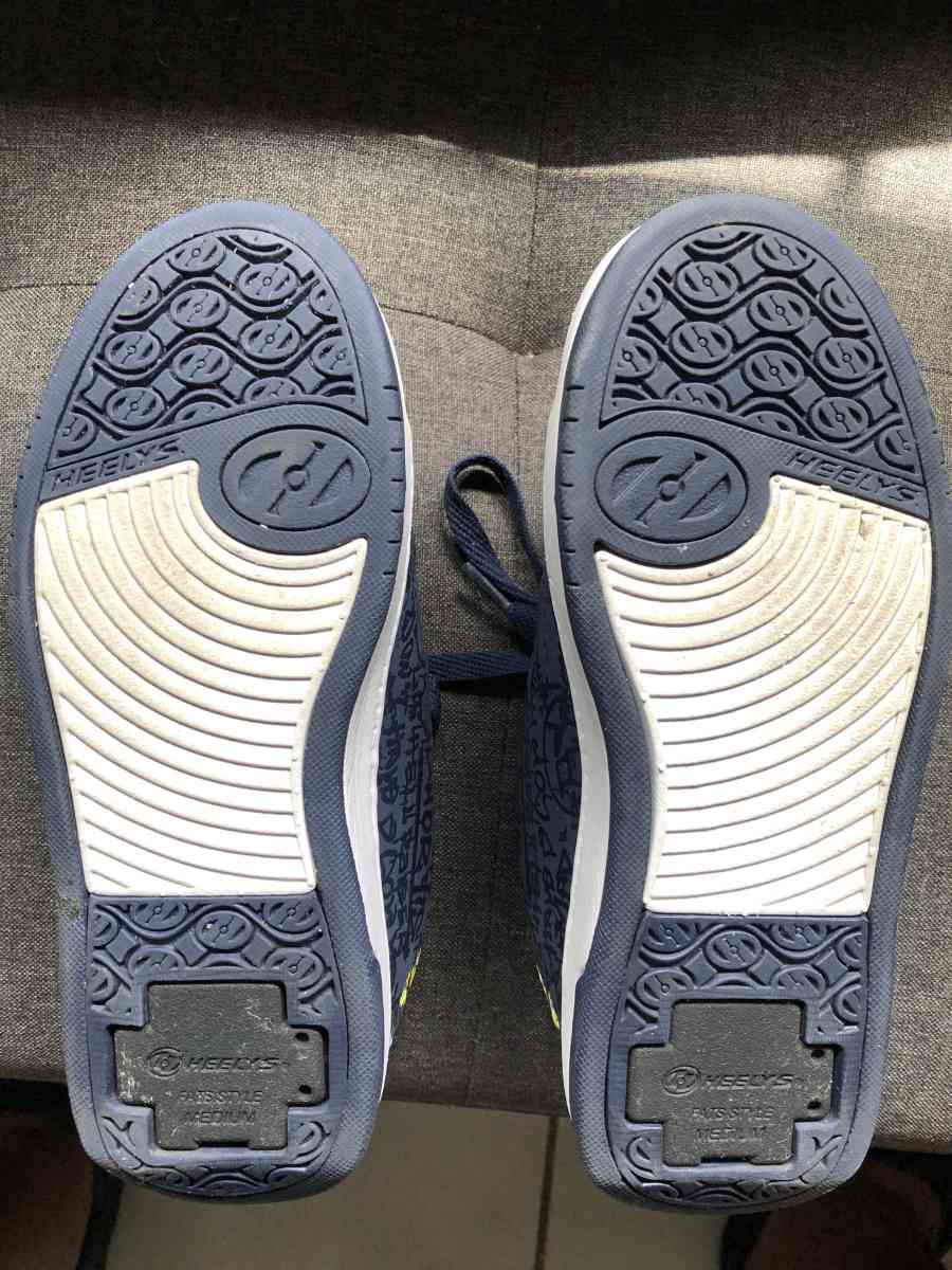 Size 5 The Simpsons X Heelys - Miami, Florida - FleaMarketBay