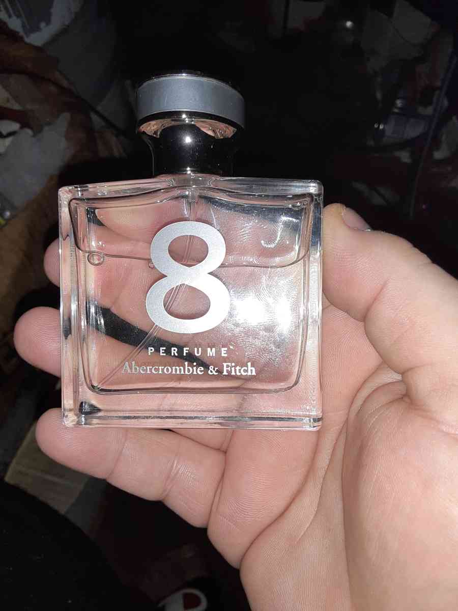 ladys perfumes 5 for 250 for all - Cincinnati, Ohio - FleaMarketBay