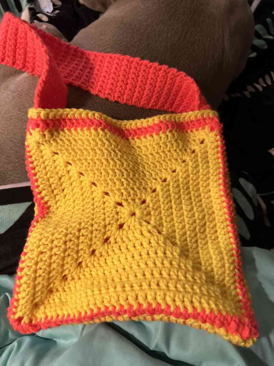 handmade crochet bags - Rockford, Illinois - FleaMarketBay