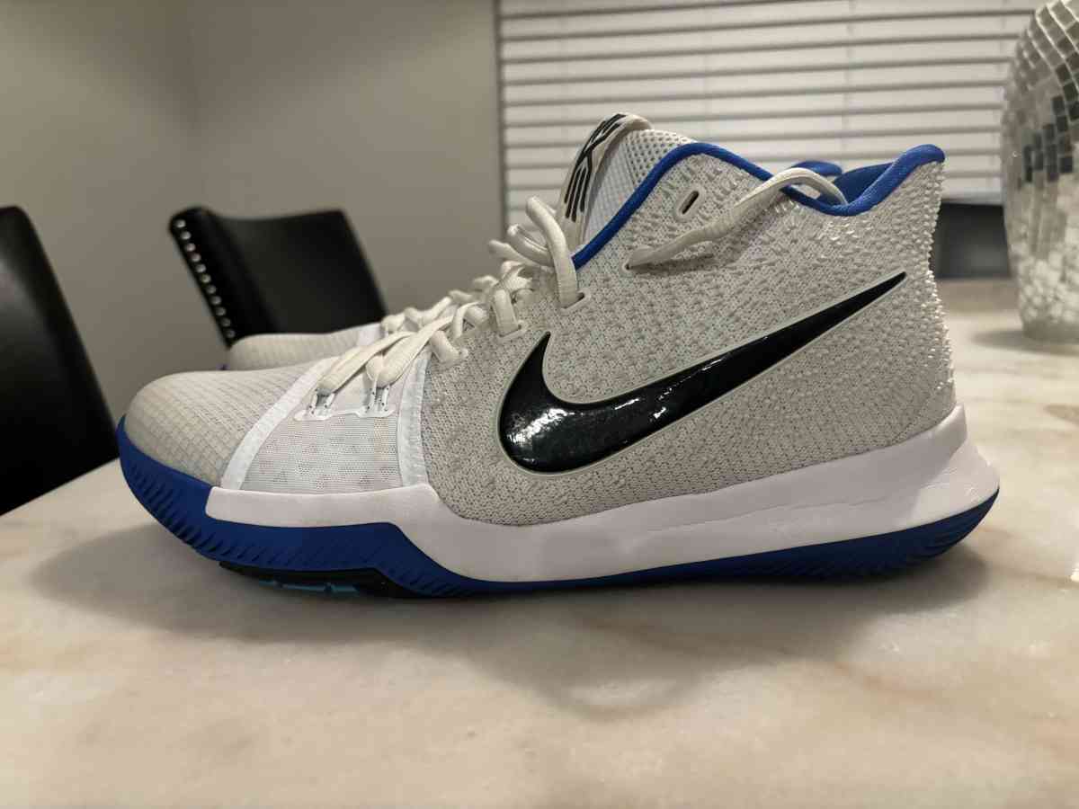 Kyrie 1s - Saint Cloud, Florida