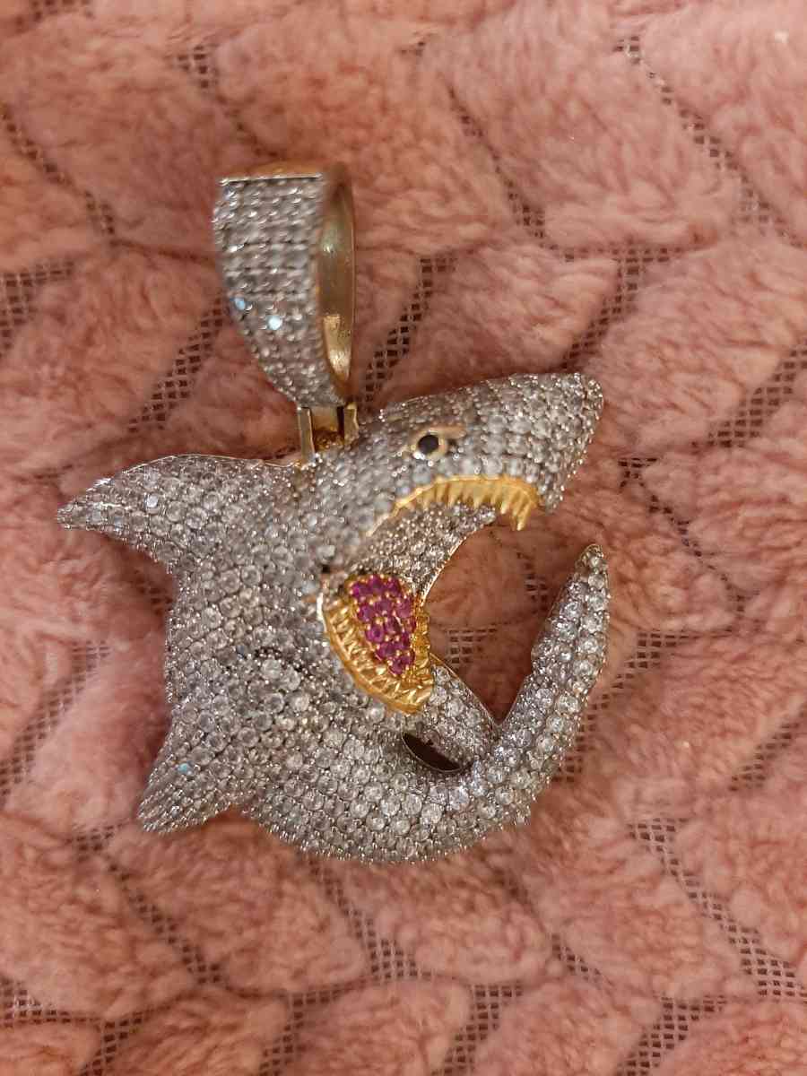 Faux SHARK PENDANT - Dover, Arkansas - FleaMarketBay
