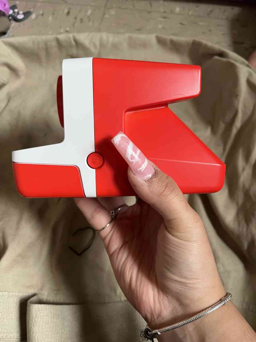 Polaroid camera - New York, New York - FleaMarketBay