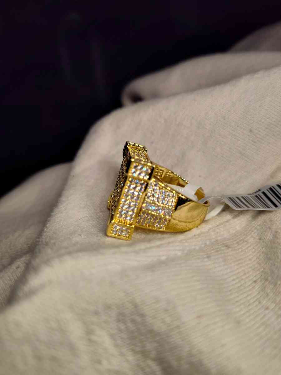 mens sz 9 14kg over 925 Sterling Silver and icy Cz - Amarillo, Texas - FleaMarketBay