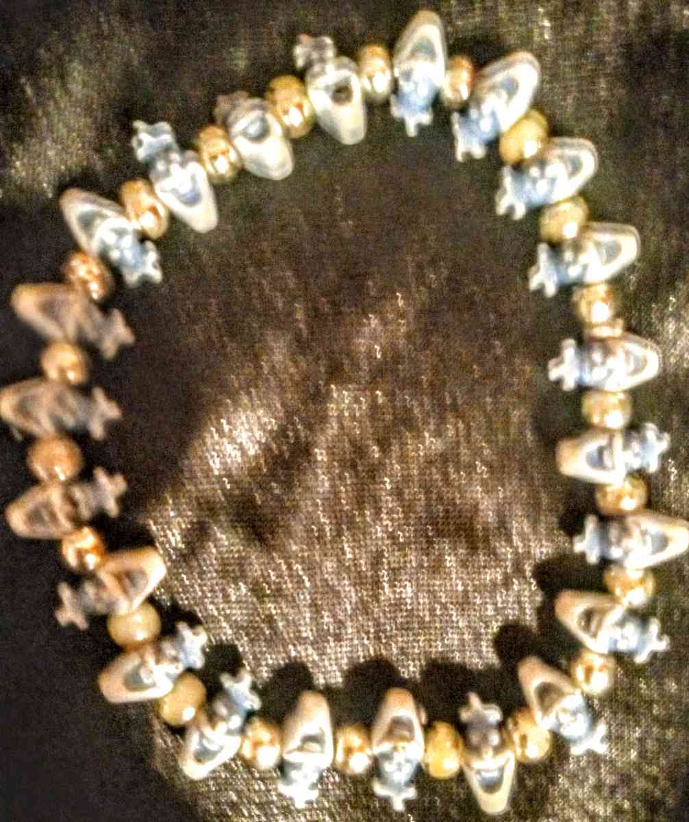 Blue and White Clown Face Beaded Bracelet - Muldrow, Oklahoma - FleaMarketBay