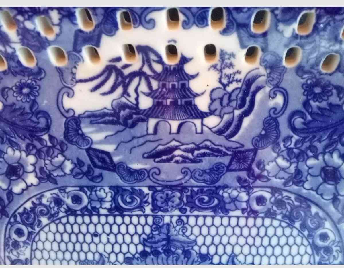 VictoriaWare Blue and White Transferware Platter 1900s - Stockton, California - FleaMarketBay