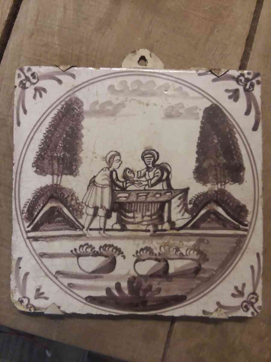 very rear and old tile - Blackwell, Missouri - FleaMarketBay