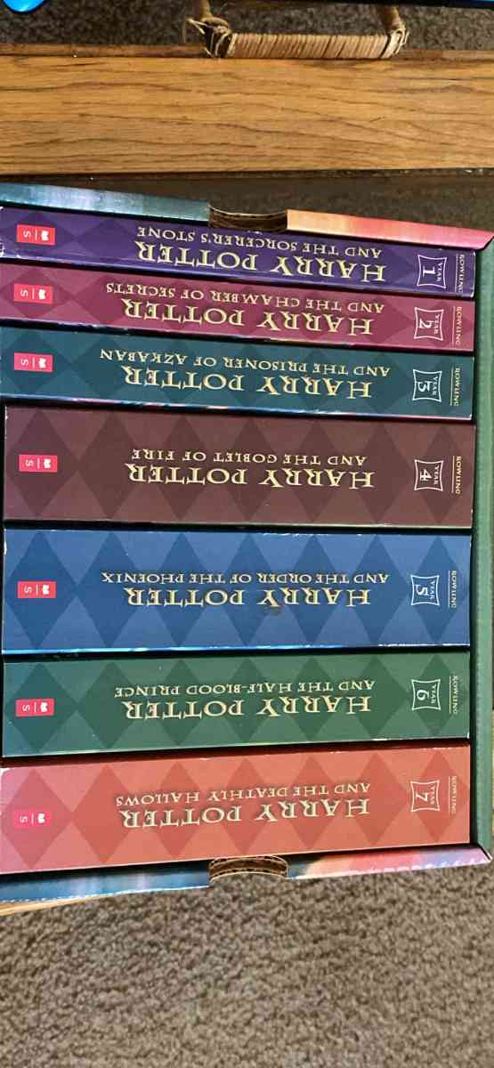 Harry Potter book set - Clarksville, Arkansas